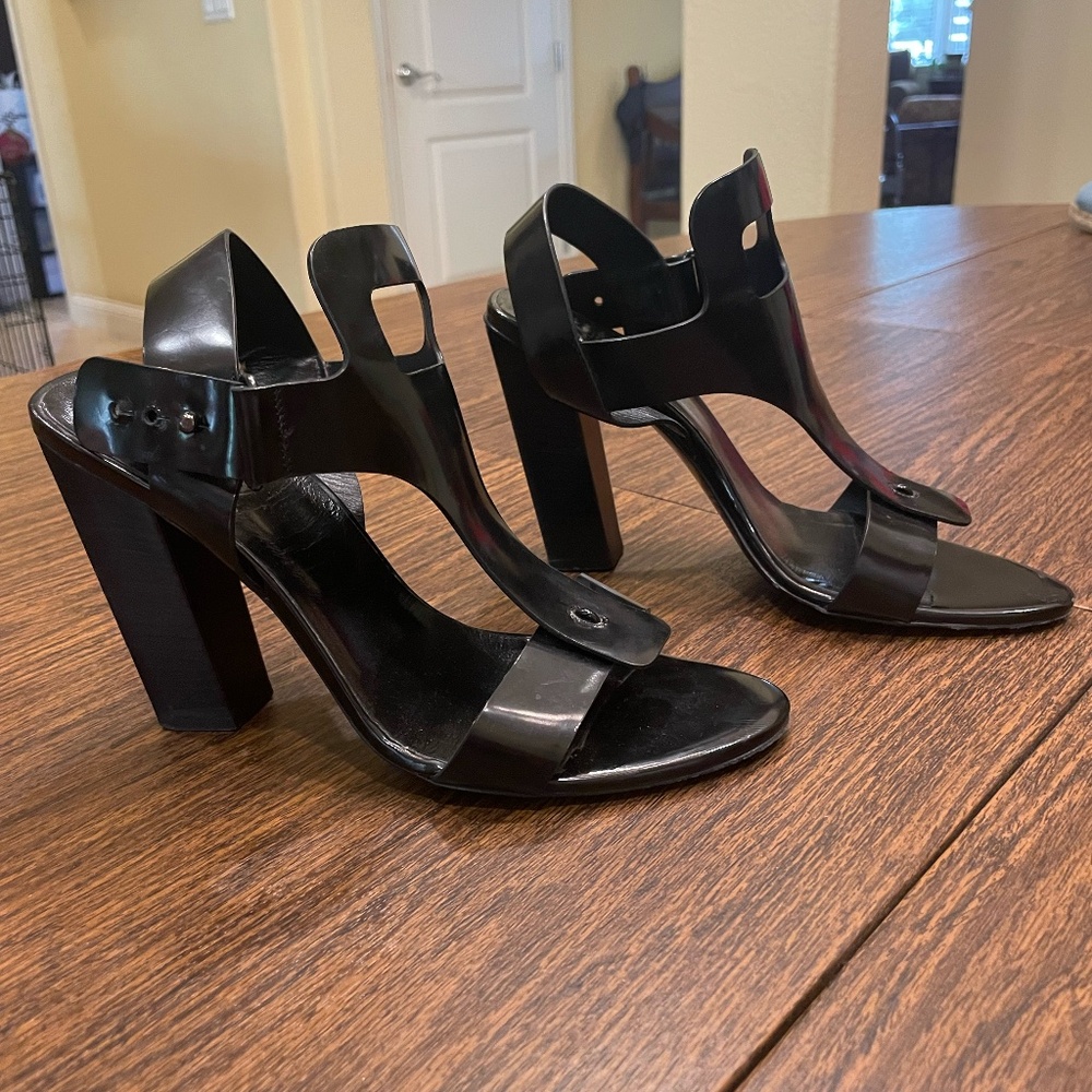 Roger Vivier Paris Shoes